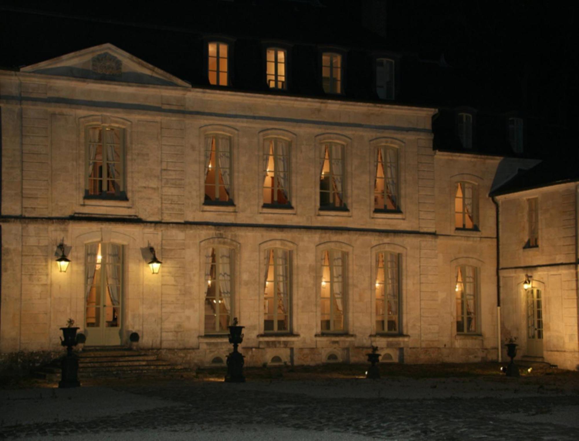 Chateau De Maudetour Exterior photo